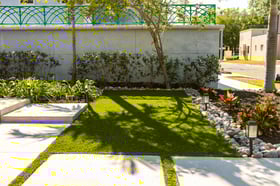 grass nice walk gravel lighting shrbus tree shade bed